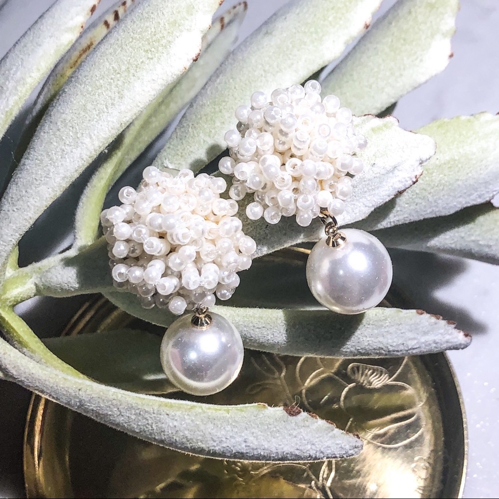 LAST PAIR🔥White Pearly Beads Drop Earrings